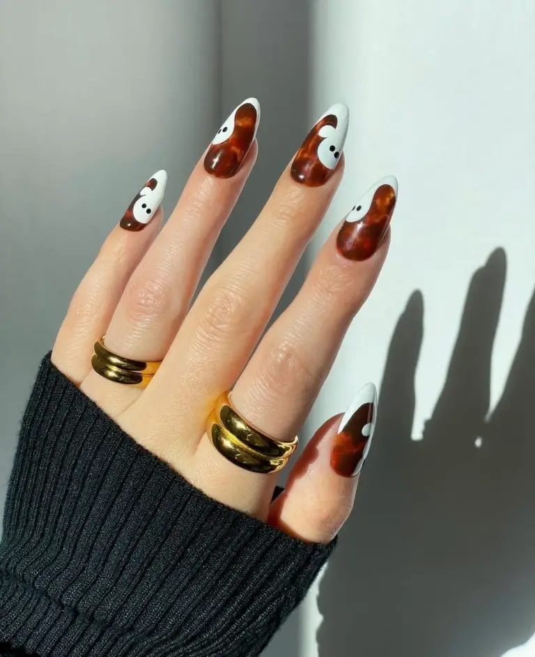 Halloween Nail Designs That Are Fun And Spooky