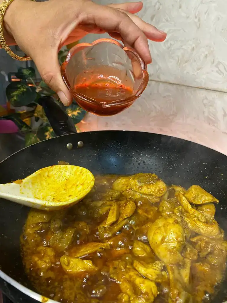 How To Make Chicken Jalfrezi Recipe?